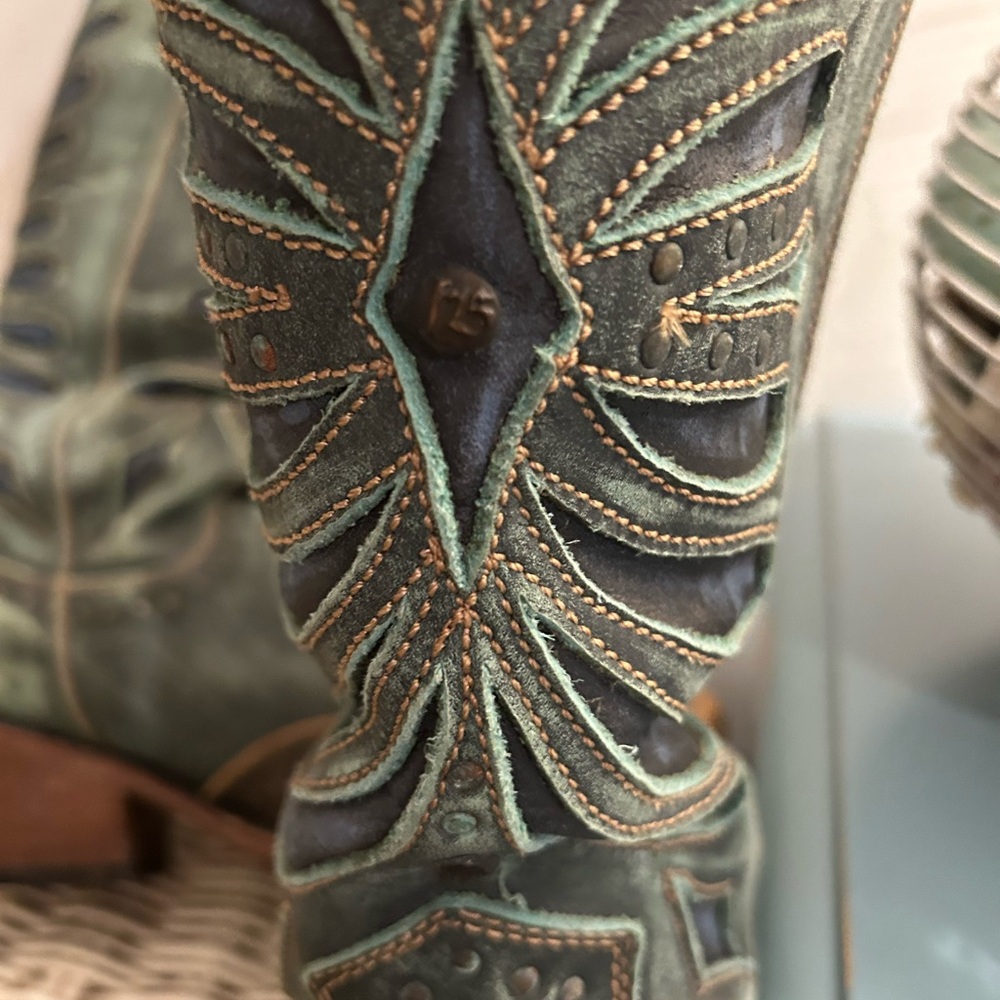 LIBERTY Black Green and Brown Heeled Boots - Picture 6 of 10